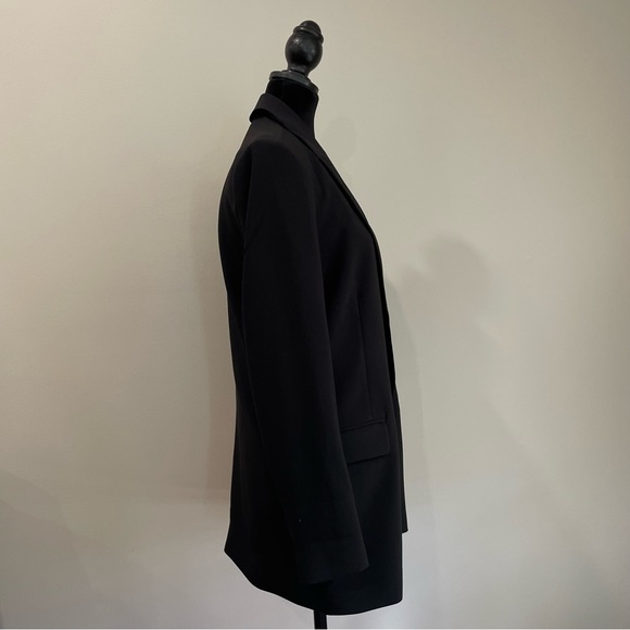 SOLD Dynamite Black Blazer - Picture 5 of 11